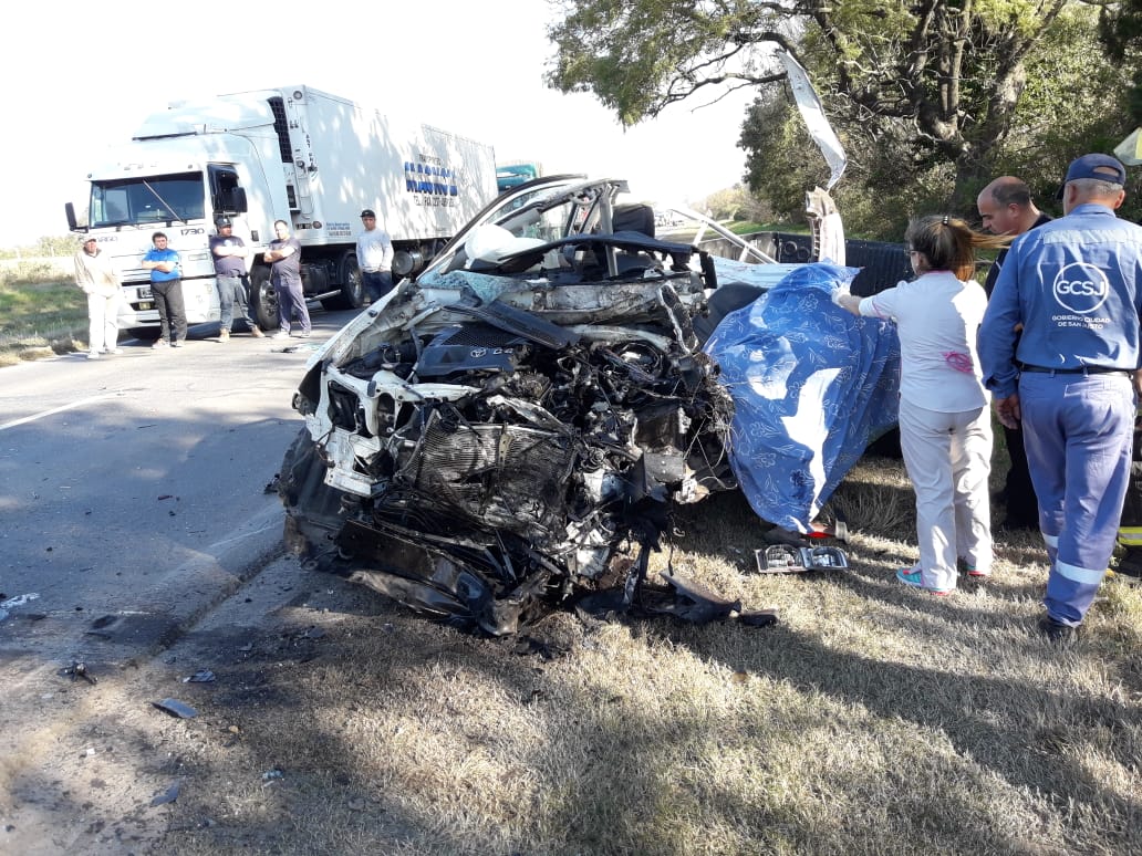 Accidente Fatal En La Ruta 11, A La Altura De Emilia | Radio EME