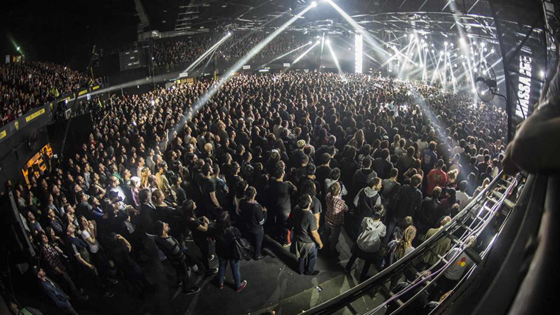 Los 40 Años Del Estadio Obras Música Historias Muerte Y Leyendas En