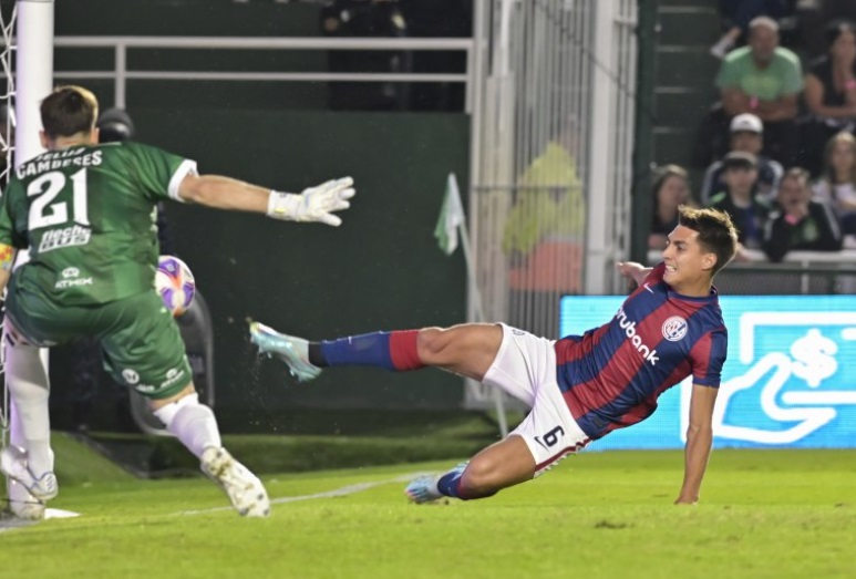 Sobre El Final San Lorenzo Venci A Banfield Y Sigue En La Pelea Radio Eme